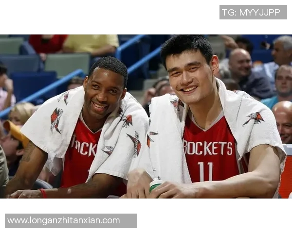 姚明明亲亲的温暖瞬间与篮球梦想的交织之旅