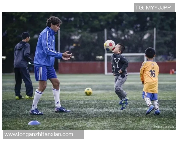足球明星的奇特爱好揭秘你绝对想不到的那些趣事与兴趣 足球明星的奇特爱好揭秘你绝对想不到的那些趣事与兴趣